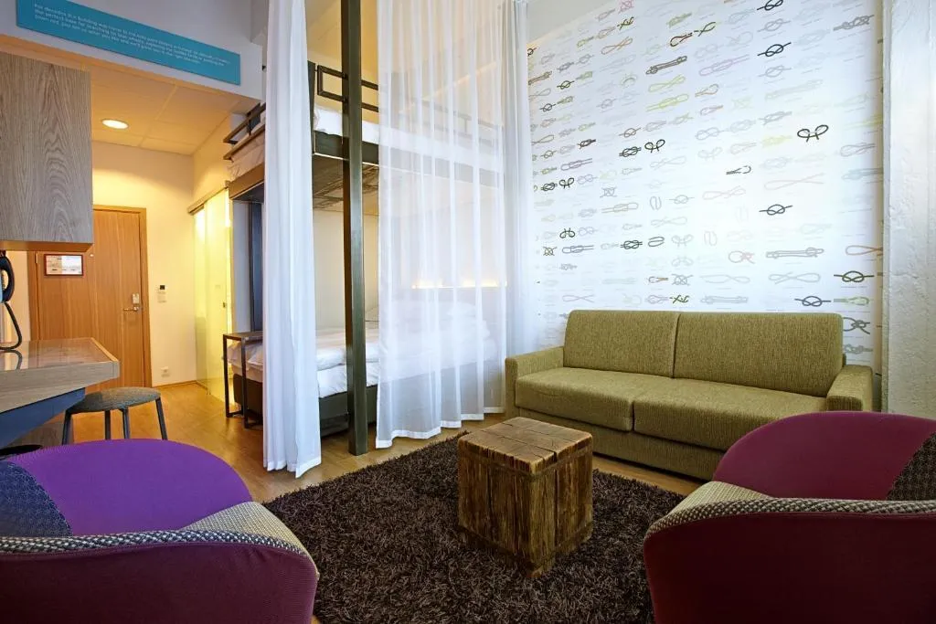FAMILY ROOM CAPACITY 6 Room, Reykjavik Marina - Berjaya Iceland Hotels, Reykjavik