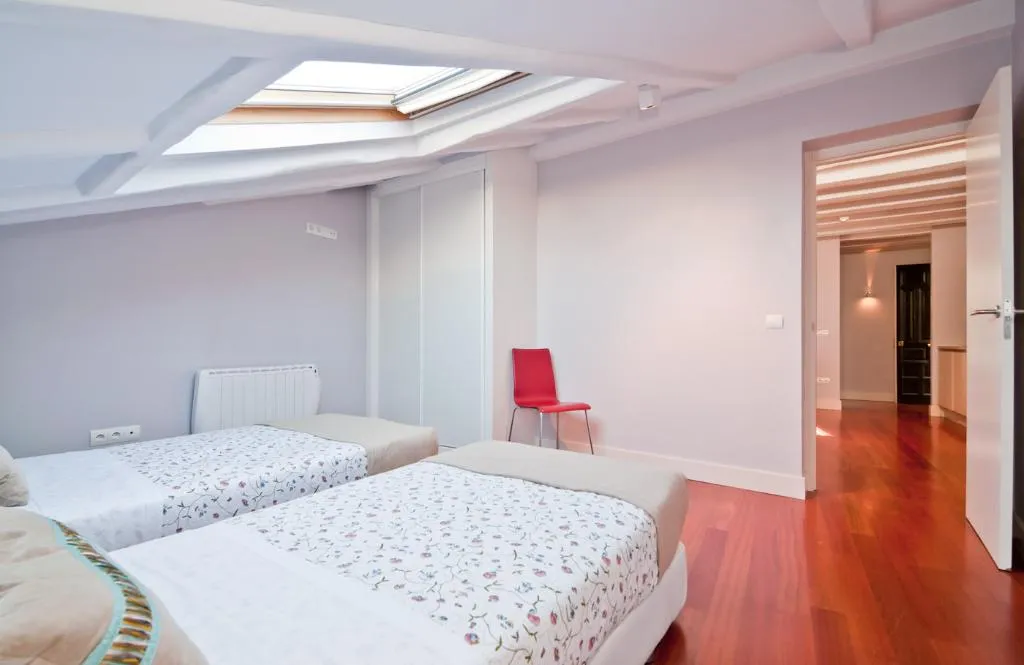 APARTMENT DUPLEX Room, Smartr Madrid Atocha, Madrid