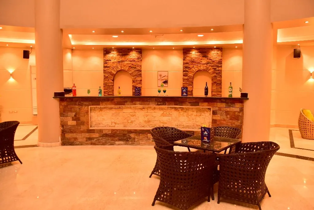 Bar, Dive Inn Resort, Red Sea Riviera