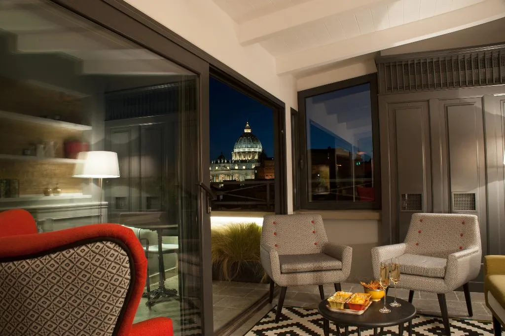 Terrace, Residence Trianon Borgo Pio, Rome
