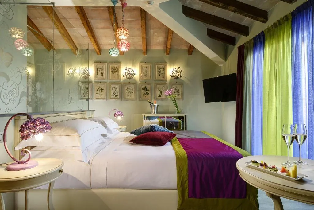 DOUBLE QUEEN SIZE BED Room, Hotel Ville sull’Arno - Preferred Hotels & Resorts, Florence