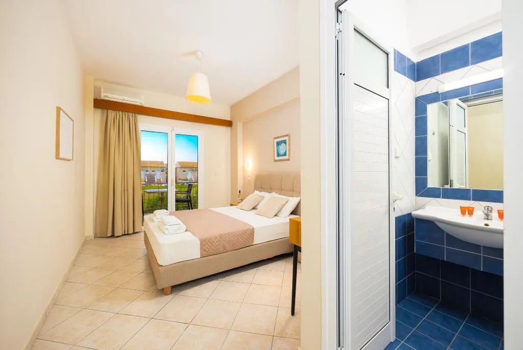 DOUBLE GARDEN VIEW Room, Koulouris Beach, Corfu