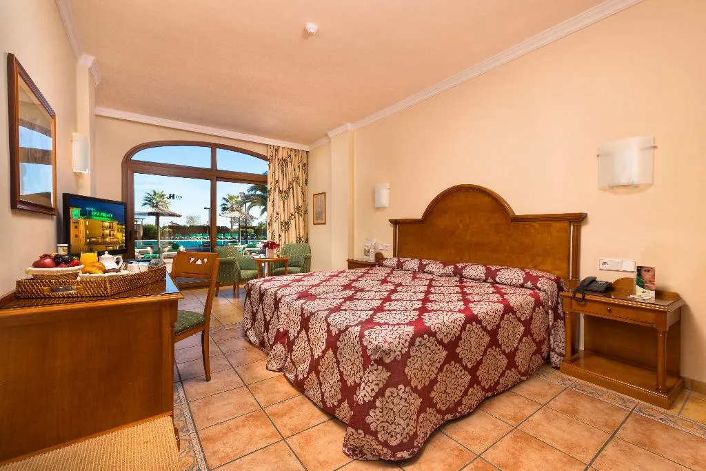 FAMILY ROOM STANDARD Room, Hotel IPV Palace & Spa, Costa Del Sol