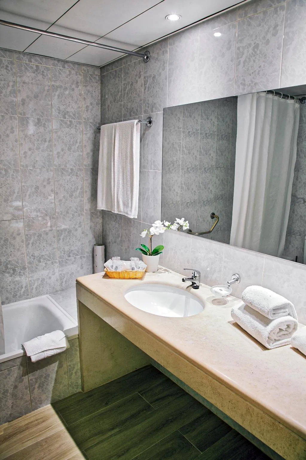 APARTMENT POOL VIEW ONE BEDROOM Room, Ondamar Hotel, Algarve