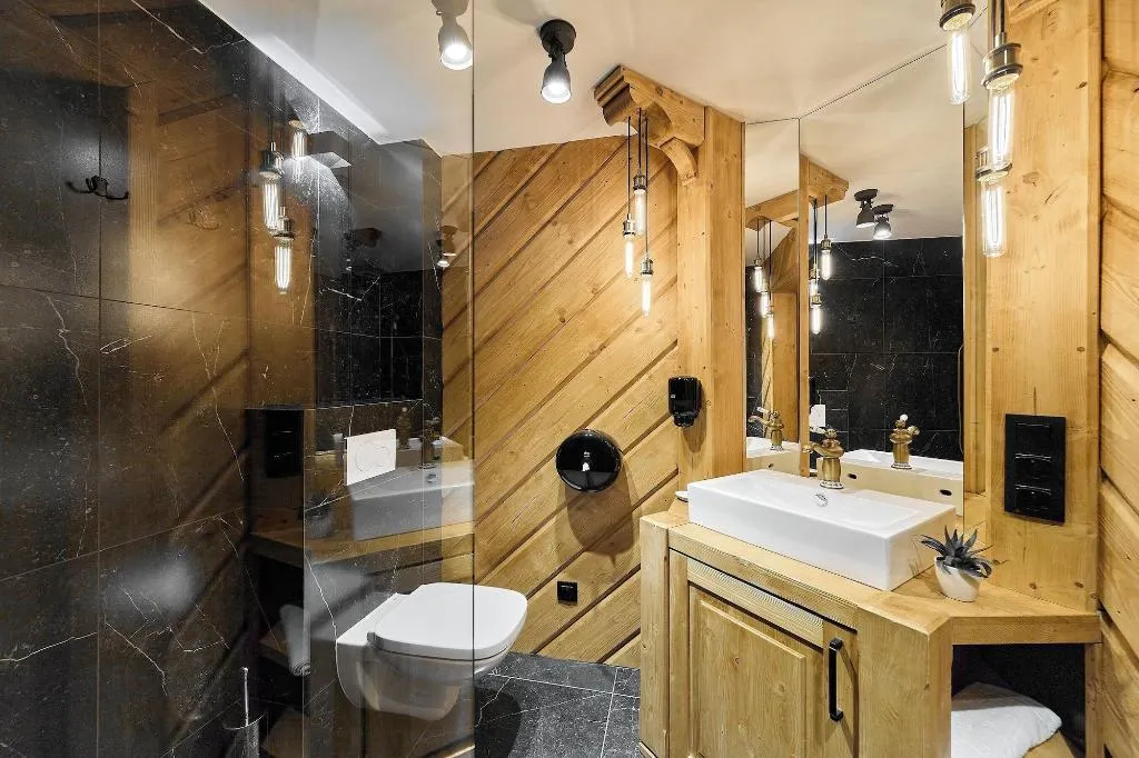 Room, ApartHotel Giewont, Krakow