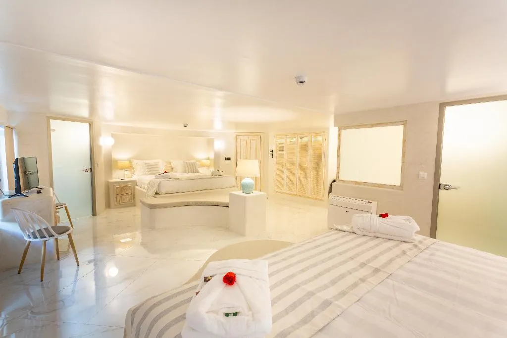 SUITE CITY VIEW Room, Rhodos Horizon City, Rhodes