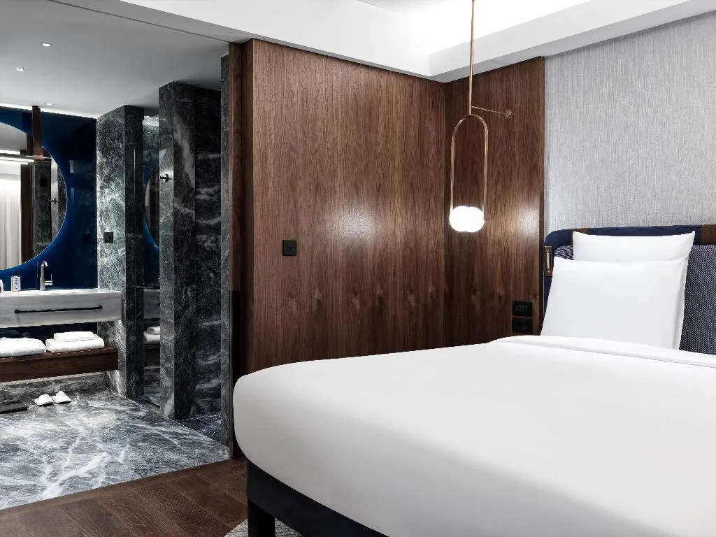 SUITE DELUXE Room, Athens Capital Center Hotel-MGallery, Athens