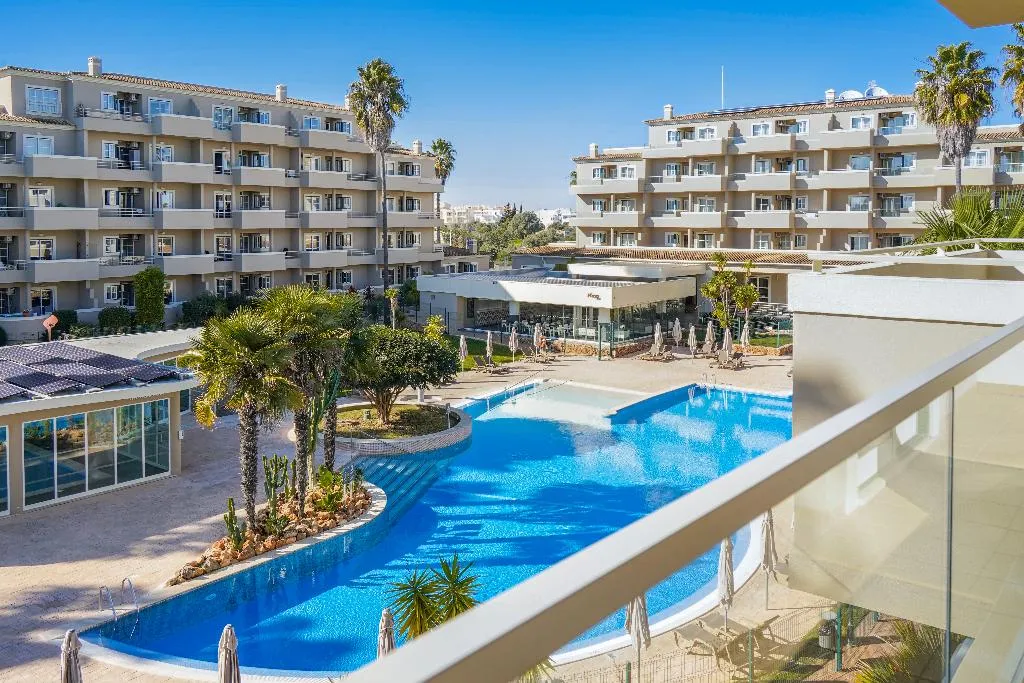APARTMENT CAPACITY 4 ONE BEDROOM Room, Vitors Plaza, Algarve