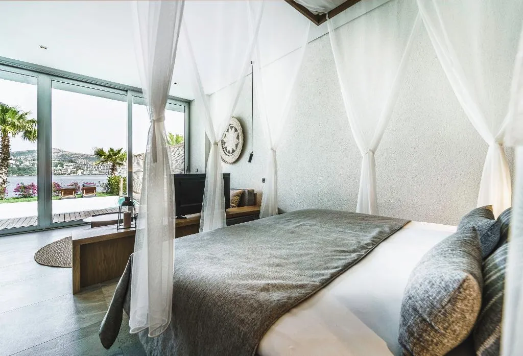 SUITE EXECUTIVE Room, Cape Bodrum Luxury Hotel & Beach, Bodrum