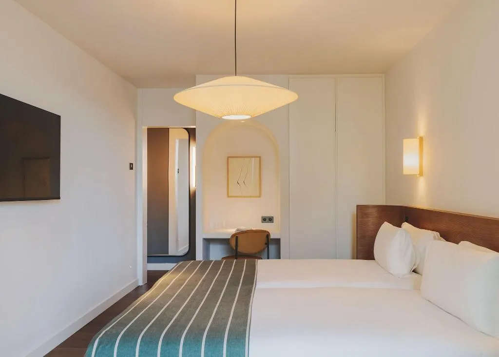 FAMILY ROOM TWO BEDS Room, Regina, Barcelona