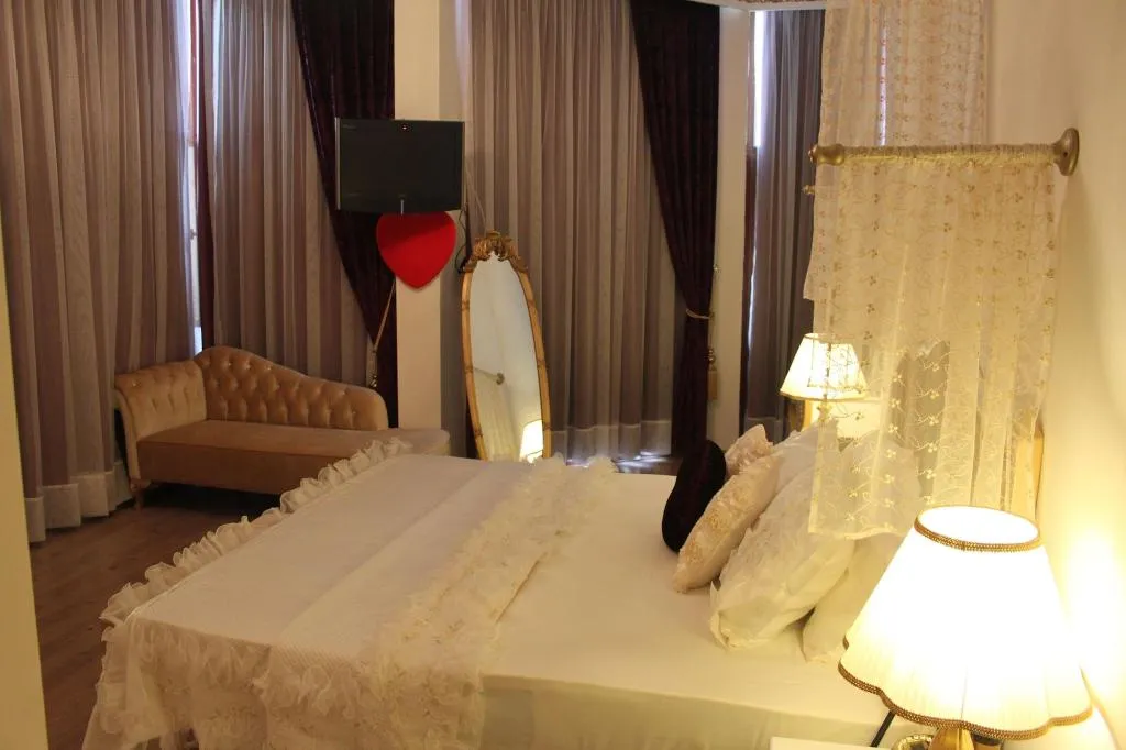 Room, Huri & Nuri Hotel, Izmir