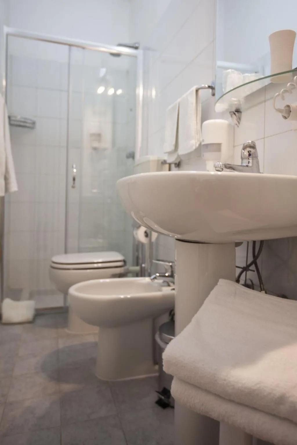 Room, Albergo Amalfi Milano, Milan