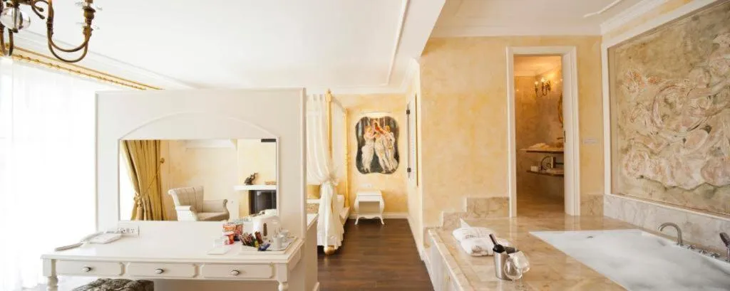 SUITE WITH JACUZZI Room, Vinifera Ephesus Hotel, Izmir
