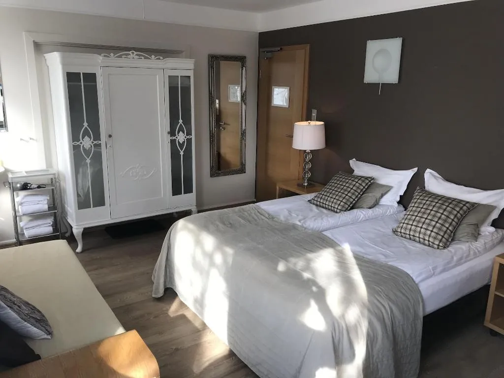 Room, Snorri's Guesthouse, Reykjavik