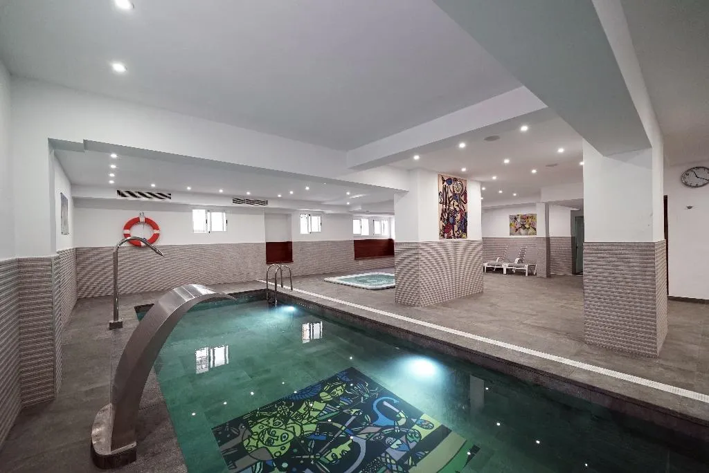 Sports and Entertainment, Artmadams, Majorca