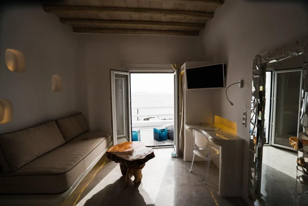 Room, Flaskos Suites, Mykonos