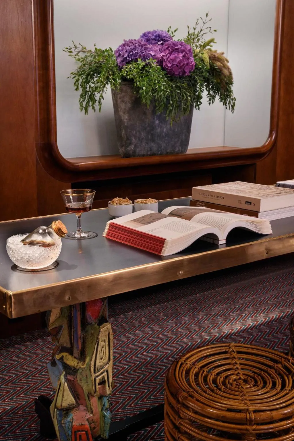 Lobby, Bairro Alto, Lisbon