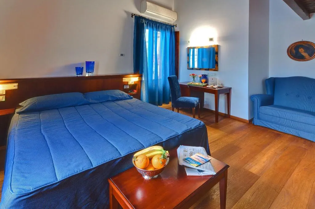 Room, La Plumeria Hotel, Palermo