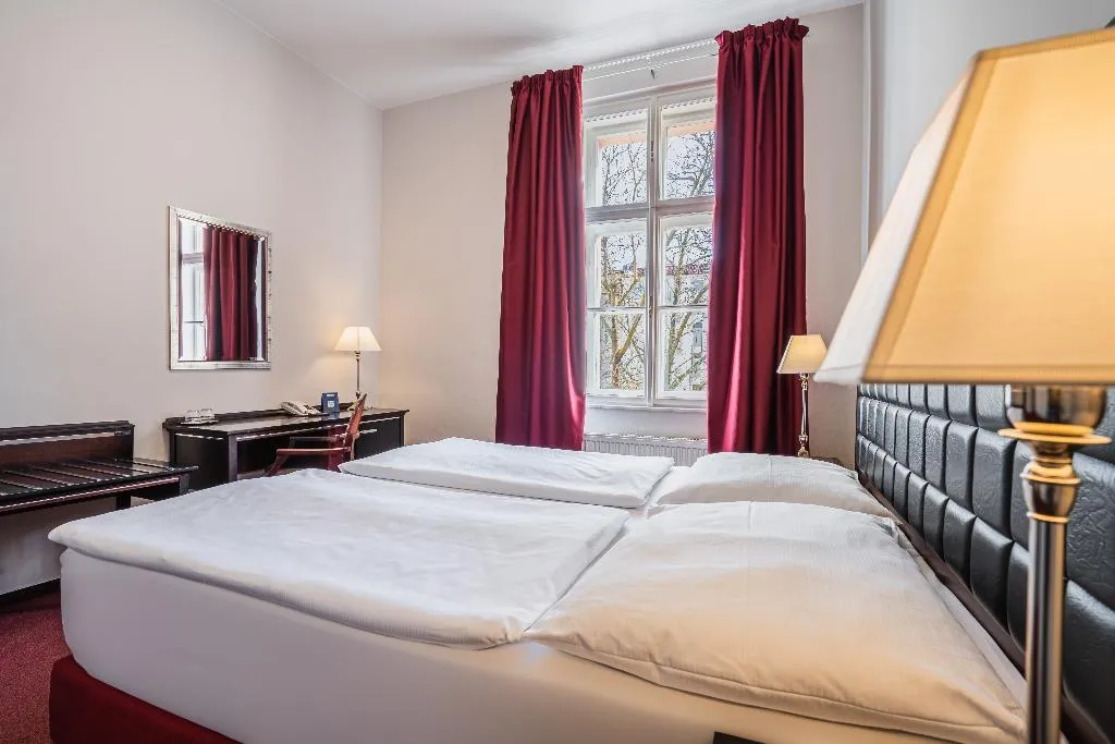 DOUBLE STANDARD Room, EA Hotel Tosca, Prague