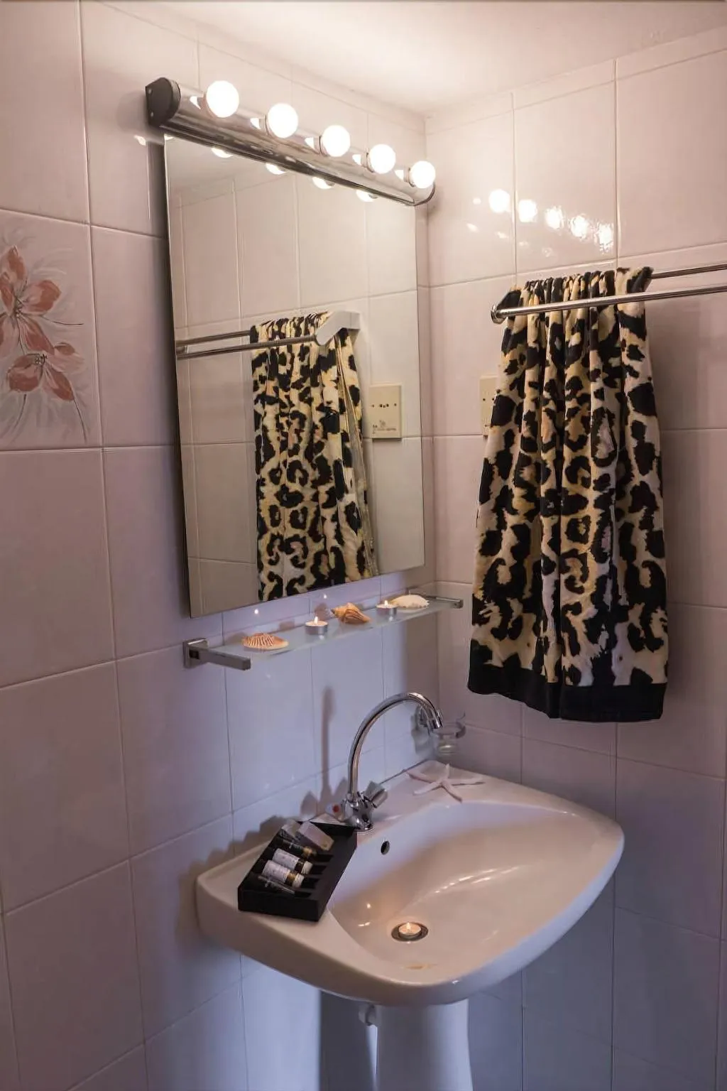 Room, Hotel Kostis, Skiathos