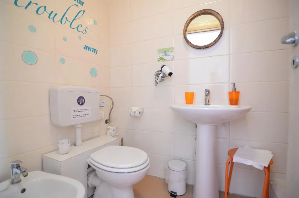 DOUBLE SUPERIOR WITH AIR CONDITIONING Room, B&B Tecla, Naples