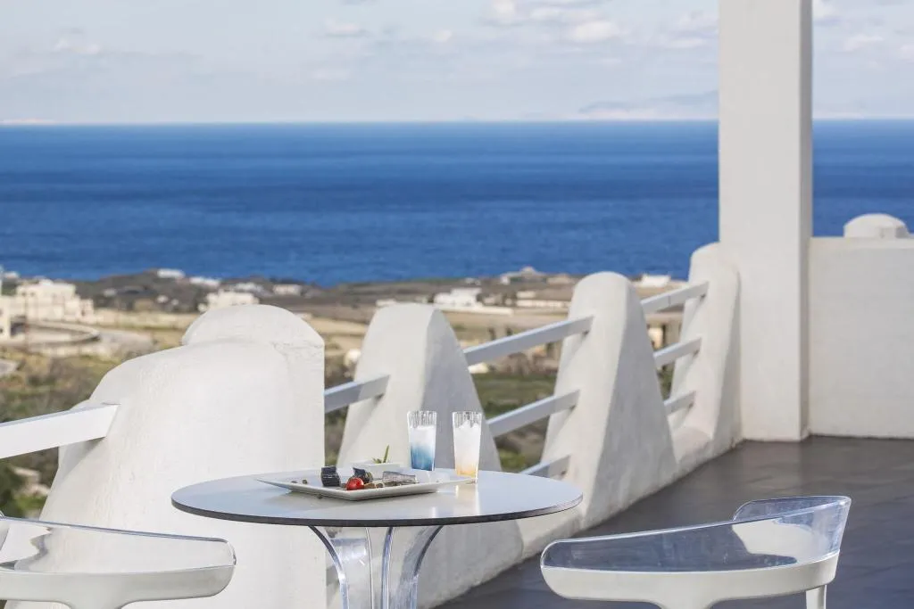 Terrace, Callia Retreat Suites, Santorini