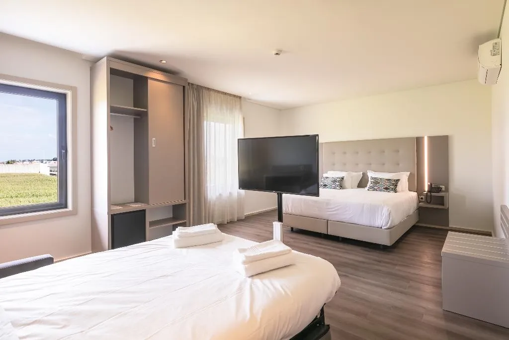 FAMILY ROOM STANDARD Room, Oporto Airport & Business Hotel, Porto