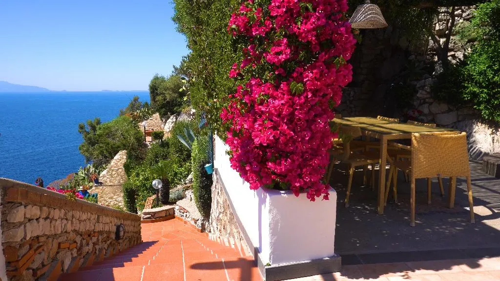 General view, Casa Orrico - Blue Grotto, Naples