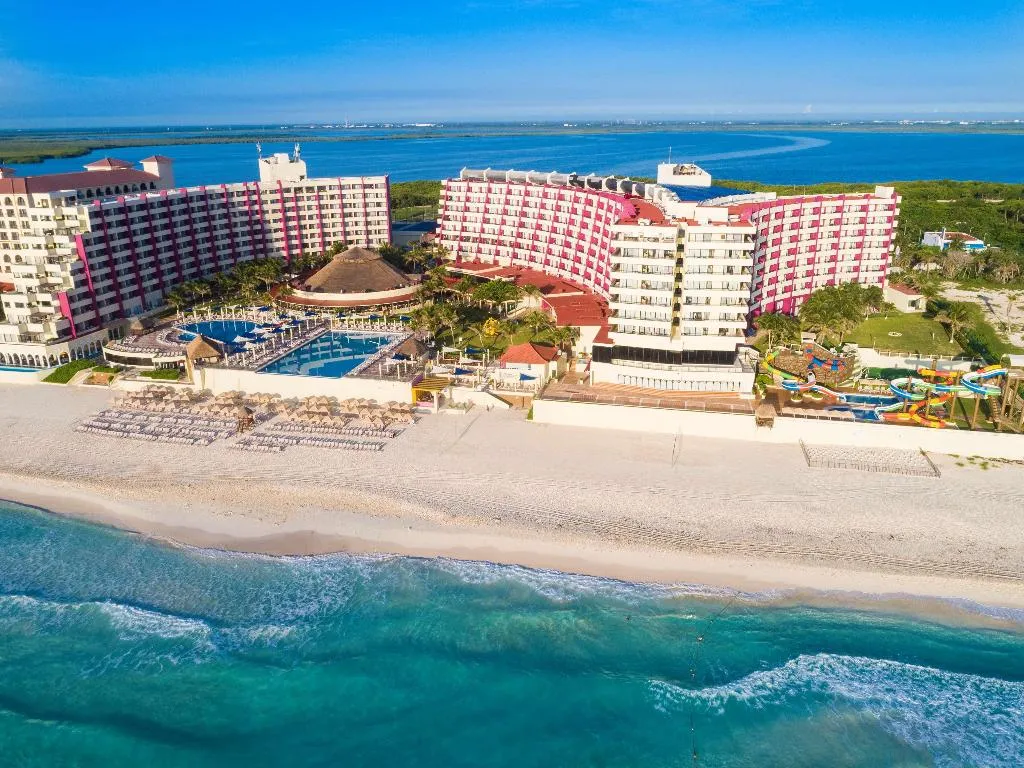 General view, Crown Paradise Club Cancun All Inclusive, Cancun Area