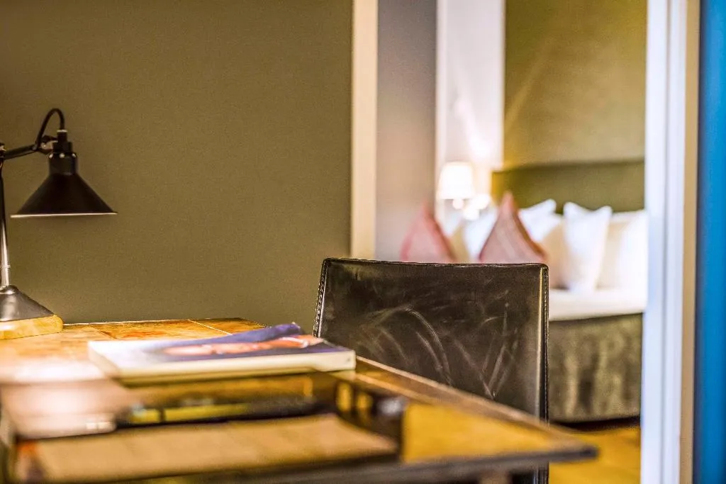JUNIOR SUITE STANDARD Room, Scandic Palace Copenhagen, Copenhagen
