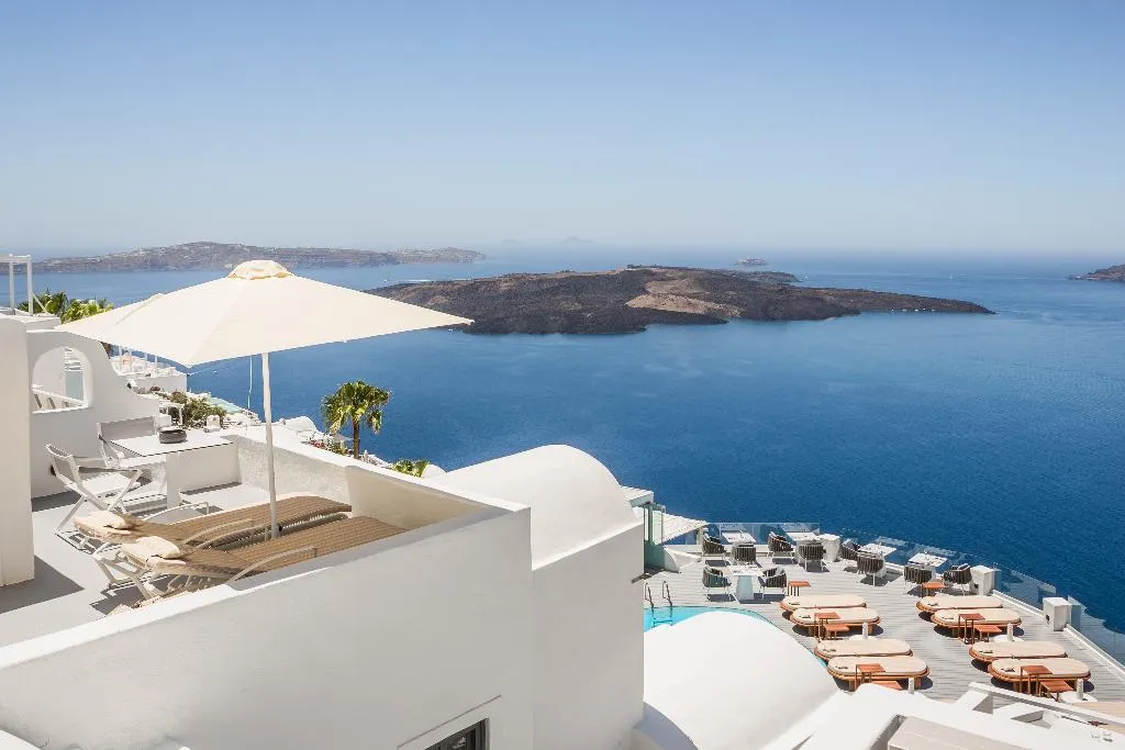 Room DELUXE SUPERIOR Room, Sun Rocks Boutique Hotel | Caldera View Suites, Santorini