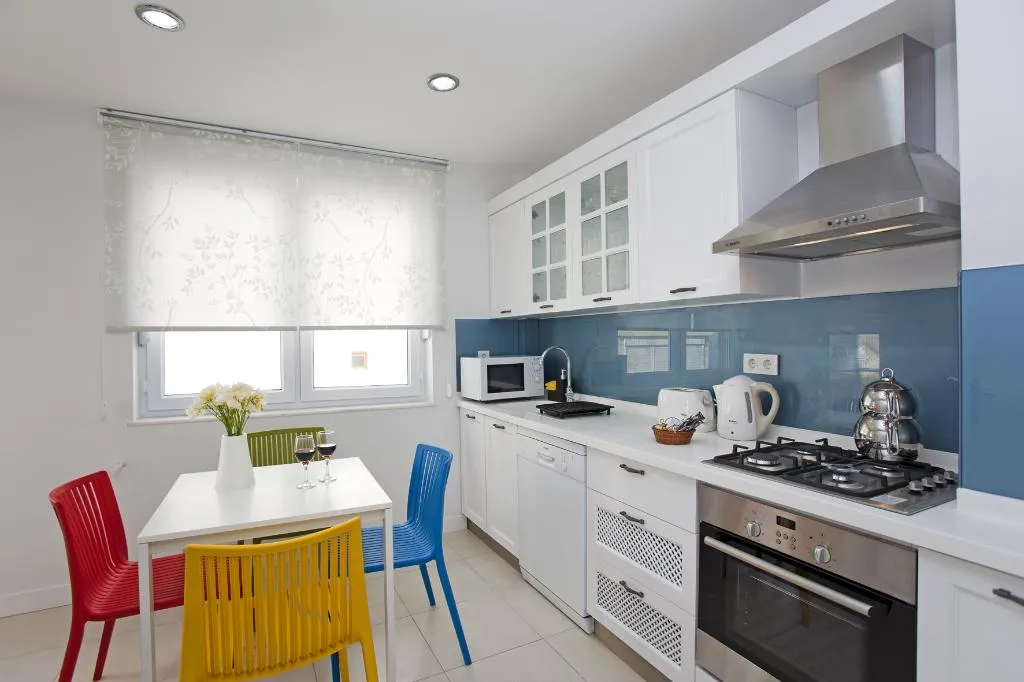 APARTMENT THREE BEDROOMS Room, The Room, Antalya