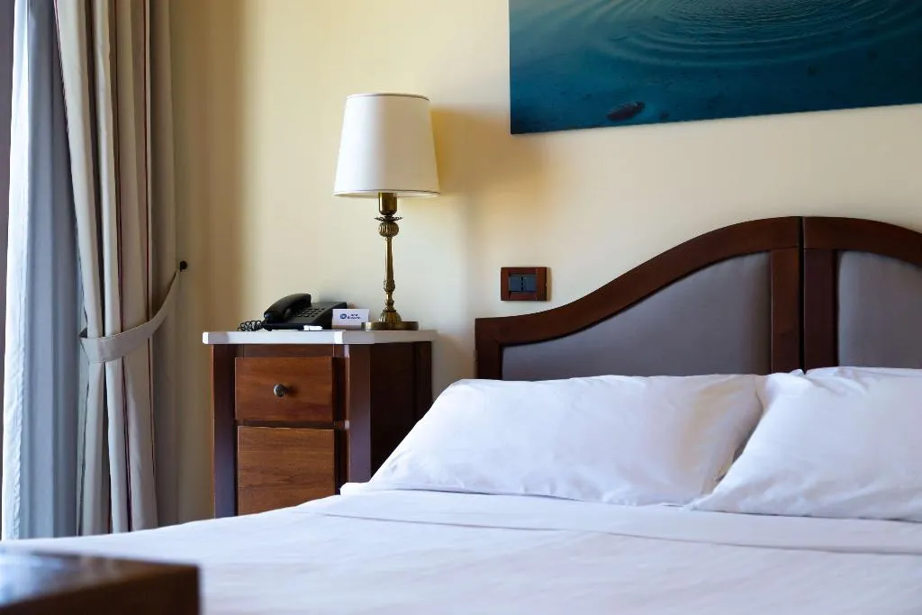 JUNIOR SUITE CAPACITY 3 Room, Best Western Hotel Santa Caterina, Catania