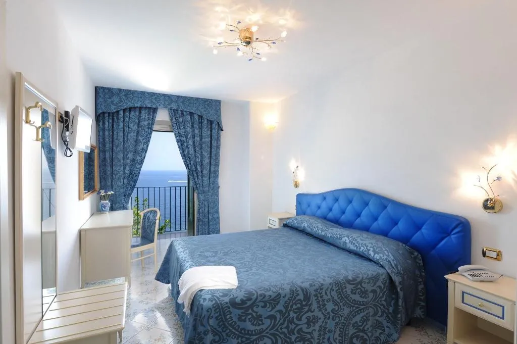 Room, Villa Maria Pia, Naples