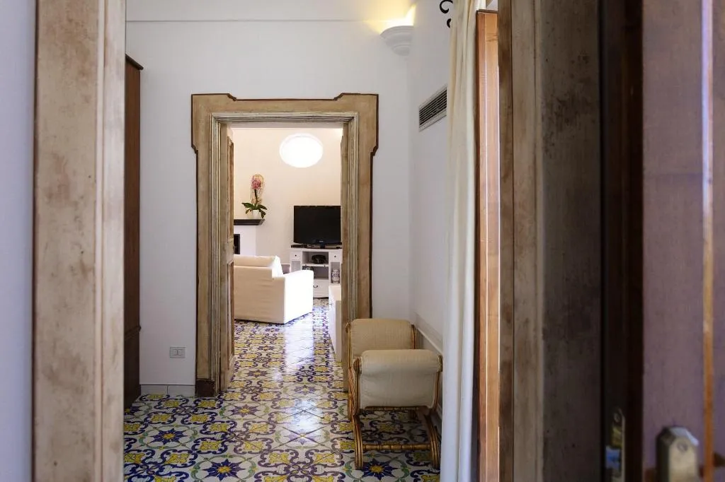 Room, Villa Principe Giovanni, Naples