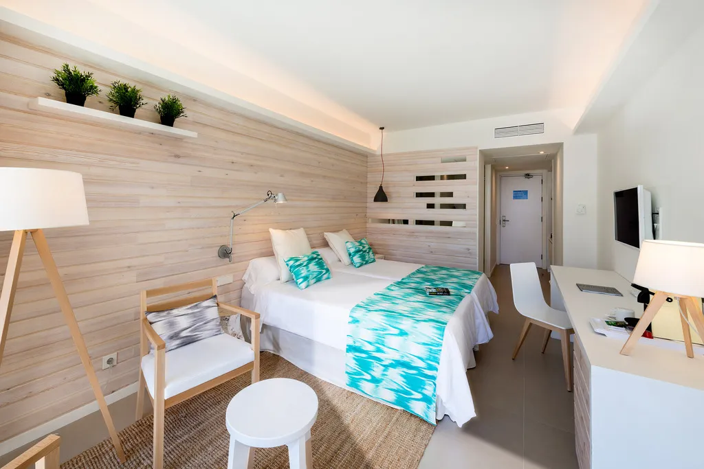 Room, FERGUS Style Palmanova, Majorca