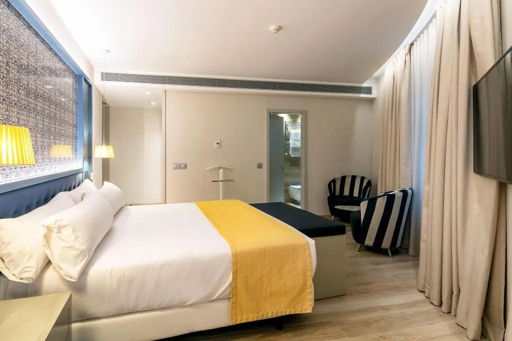 DOUBLE DELUXE Room, Catalonia Porto, Porto