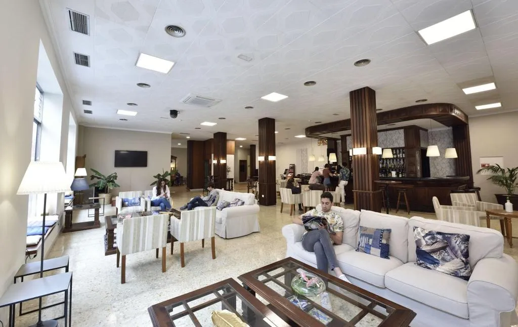 Lobby, Marte, Tenerife