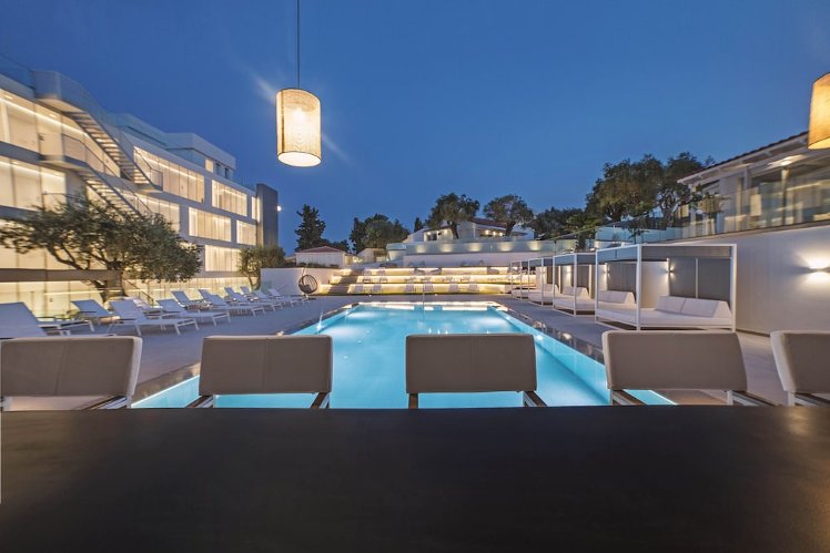 Ray Hotel, Corfu