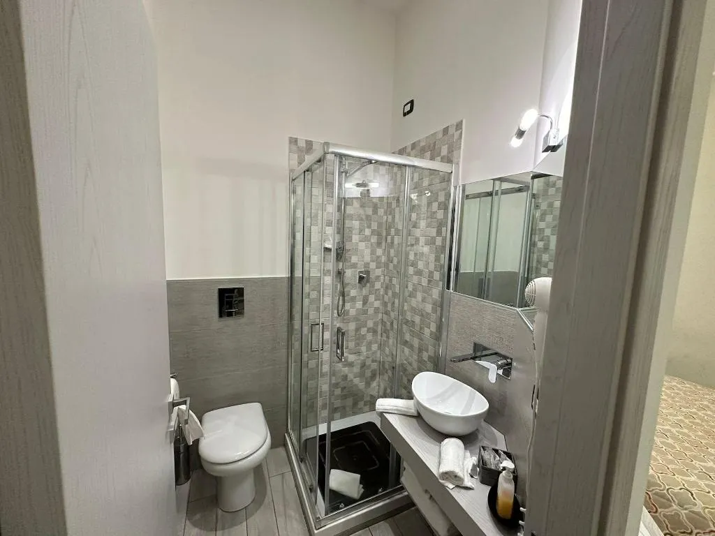 Room, Residenza Suarez, Naples