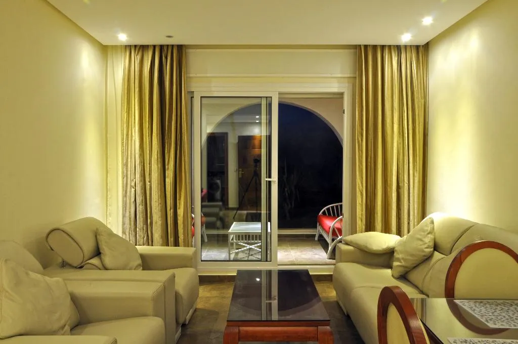 APARTMENT SEA VIEW THREE BEDROOMS Room, Mnar Castle, Tangier