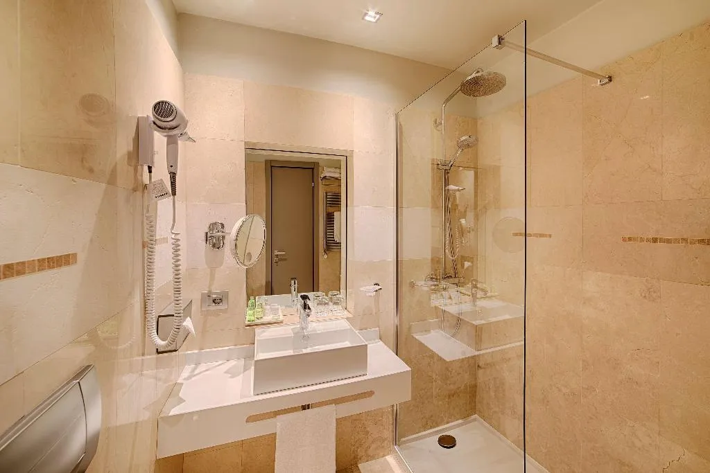 SINGLE STANDARD Room, NH Collection Milano Touring, Milan