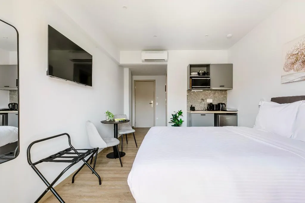 STUDIO STANDARD Room, B48 Athens Dafni, Athens
