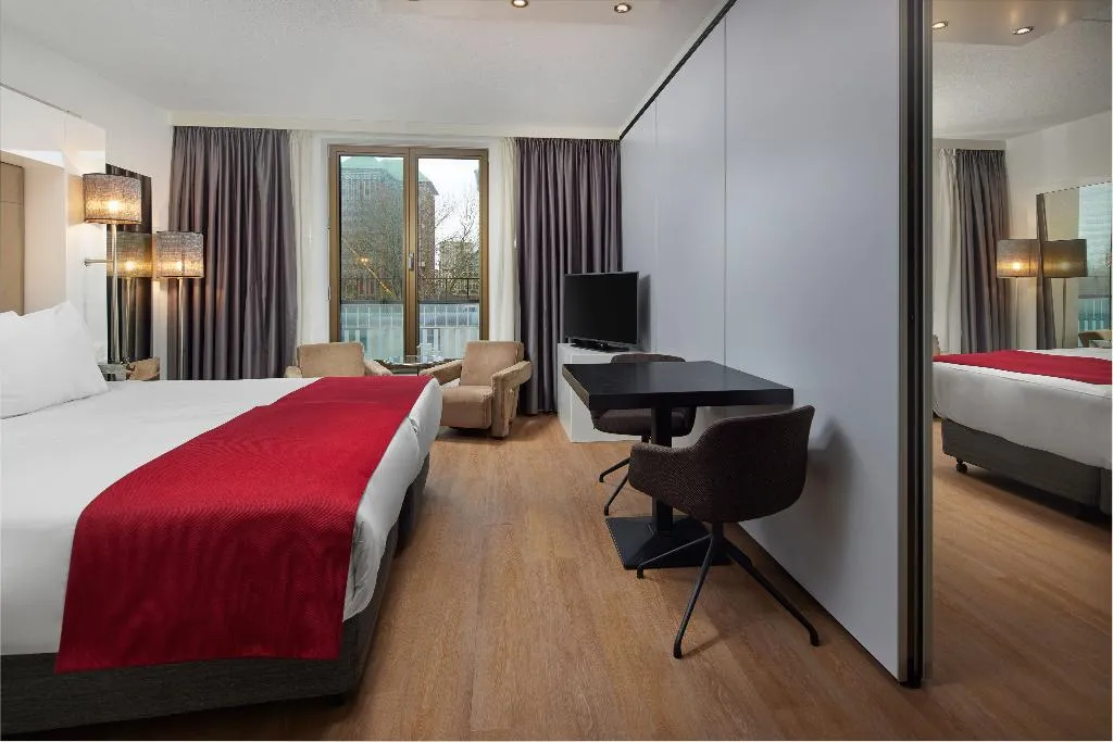 FAMILY ROOM STANDARD Room, WestCord Fashion Hotel Amsterdam, Amsterdam