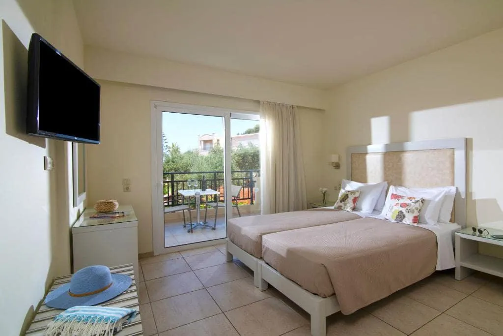 STUDIO SUPERIOR Room, Rainbow Apartments, Crete