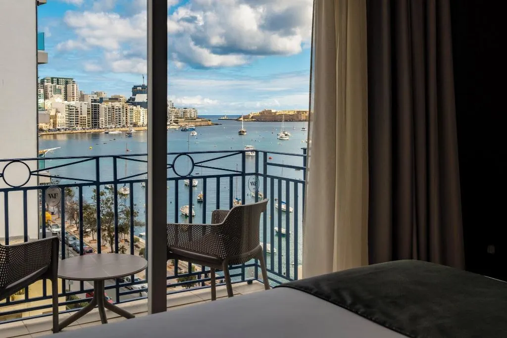 SUITE DELUXE KING BED Room, The Waterfront Hotel, Malta