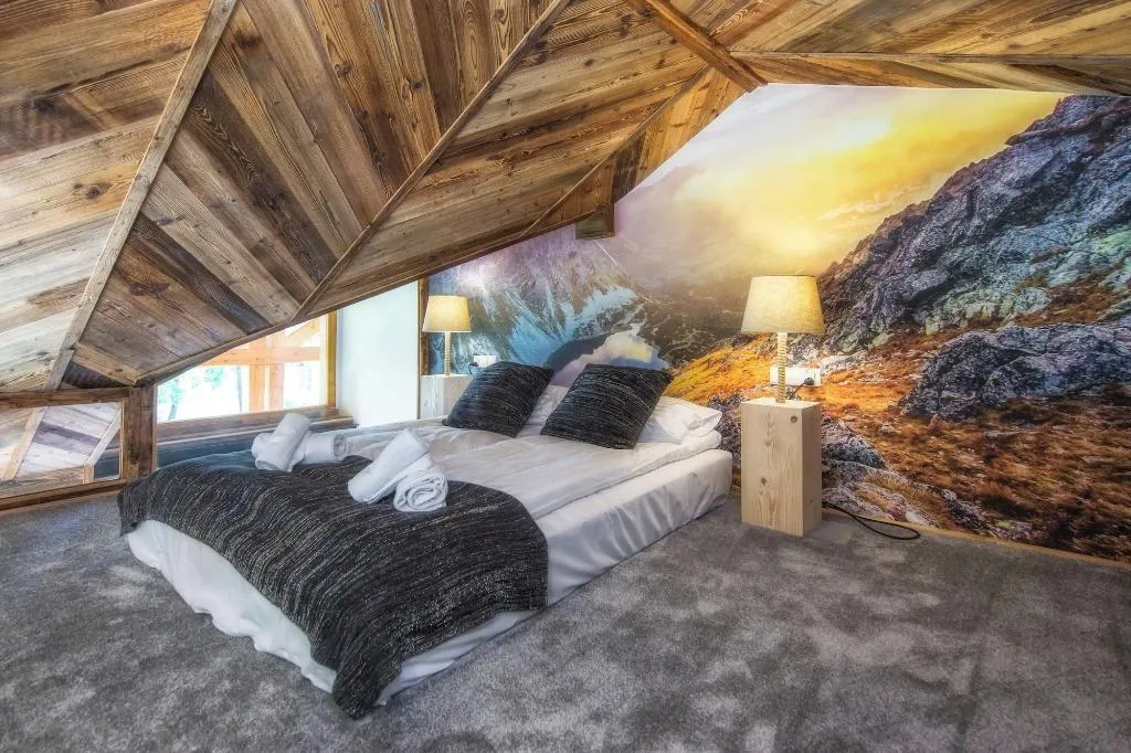 Room, ApartHotel Giewont, Krakow