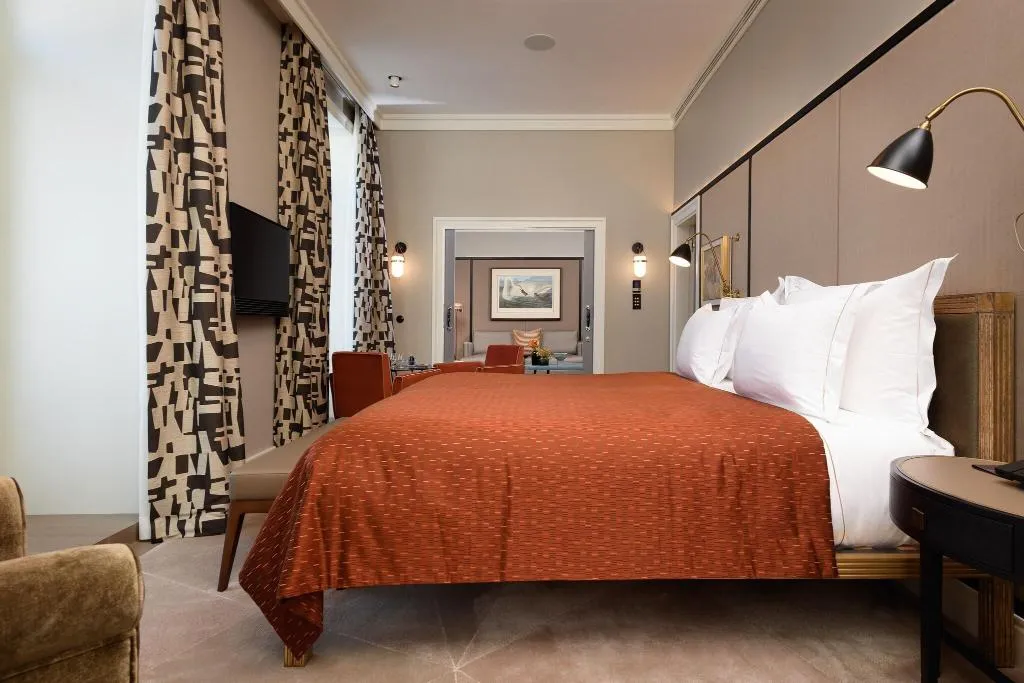 SUITE KING SIZE BED Room, Bairro Alto, Lisbon