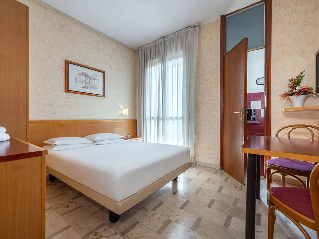 DOUBLE WITH KITCHENETTE Room, iH ApartHotel Milano Argonne Park, Milan