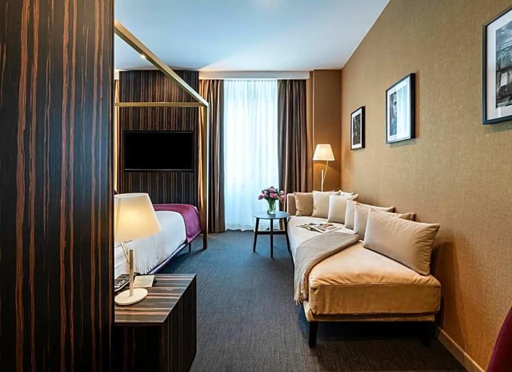 JUNIOR SUITE WITH TERRACE Room, Duomo Hotel & Apartments, Milan